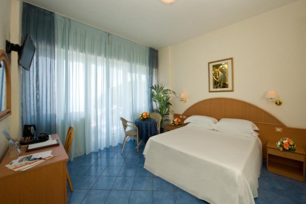 Hotel Pensione Reale Maiori Rum bild