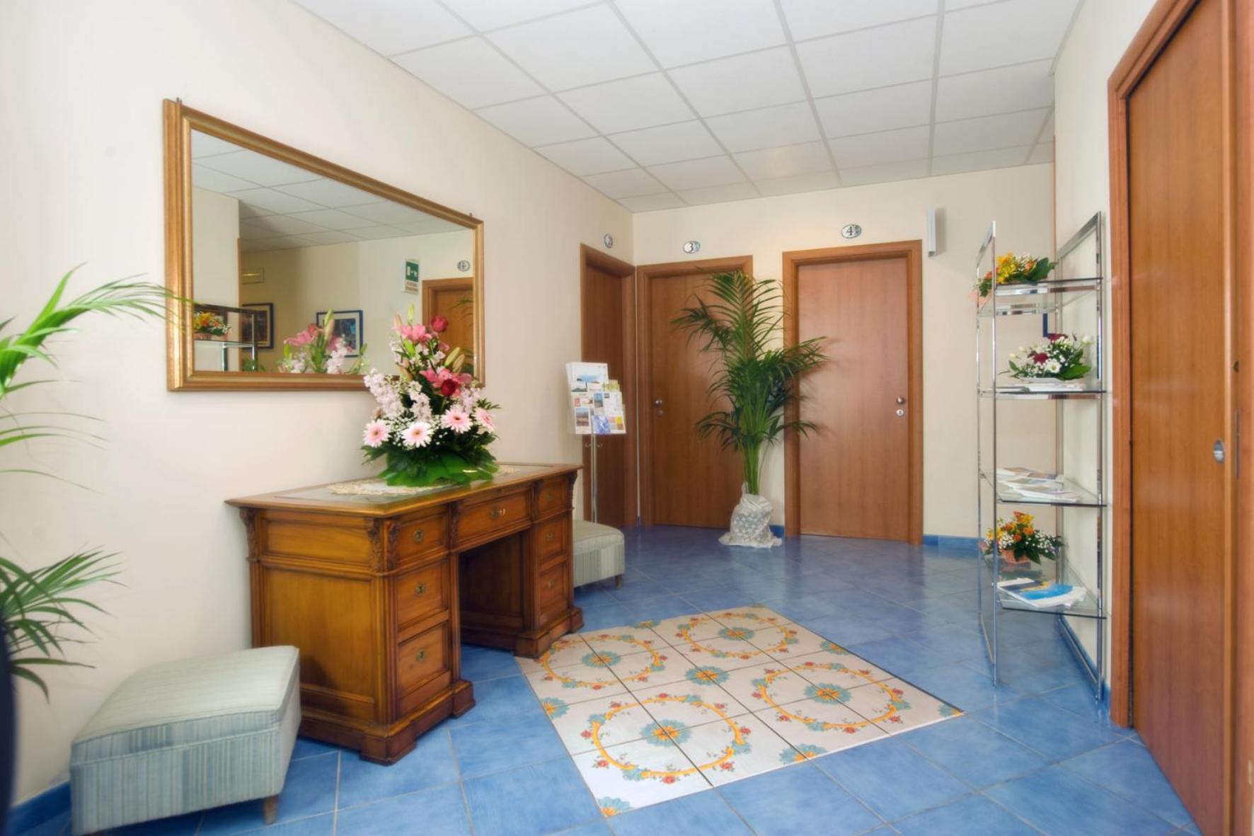 Hotel Pensione Reale Maiori Exteriör bild