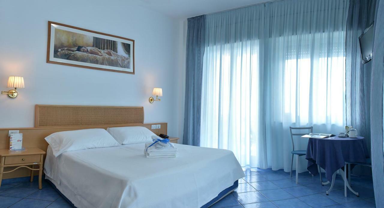Hotel Pensione Reale Maiori Exteriör bild