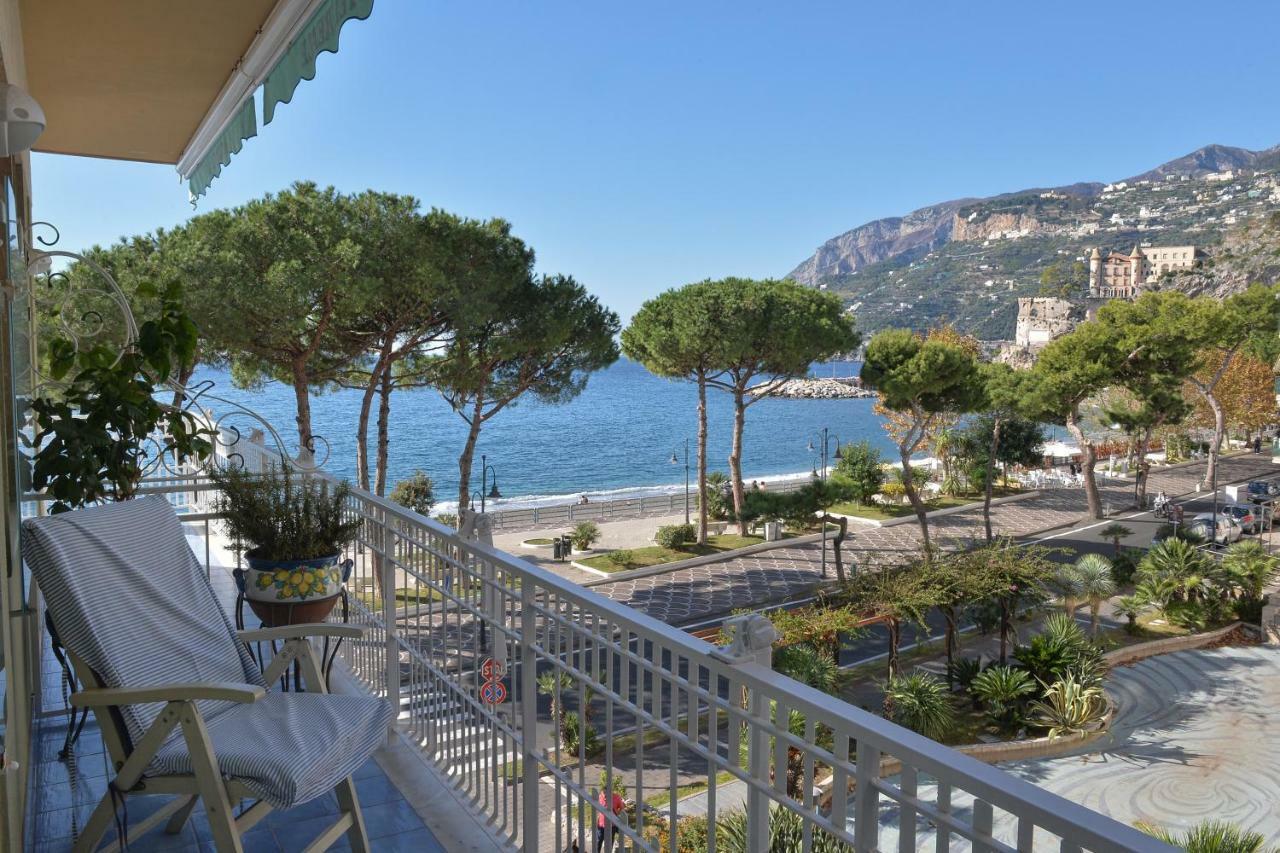 Hotel Pensione Reale Maiori Exteriör bild